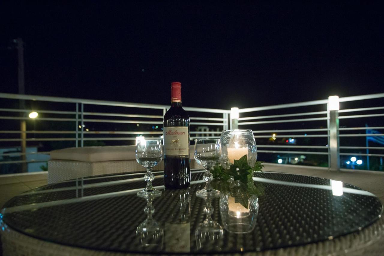 Apollonio Upper View Suites Corinth ภายนอก รูปภาพ