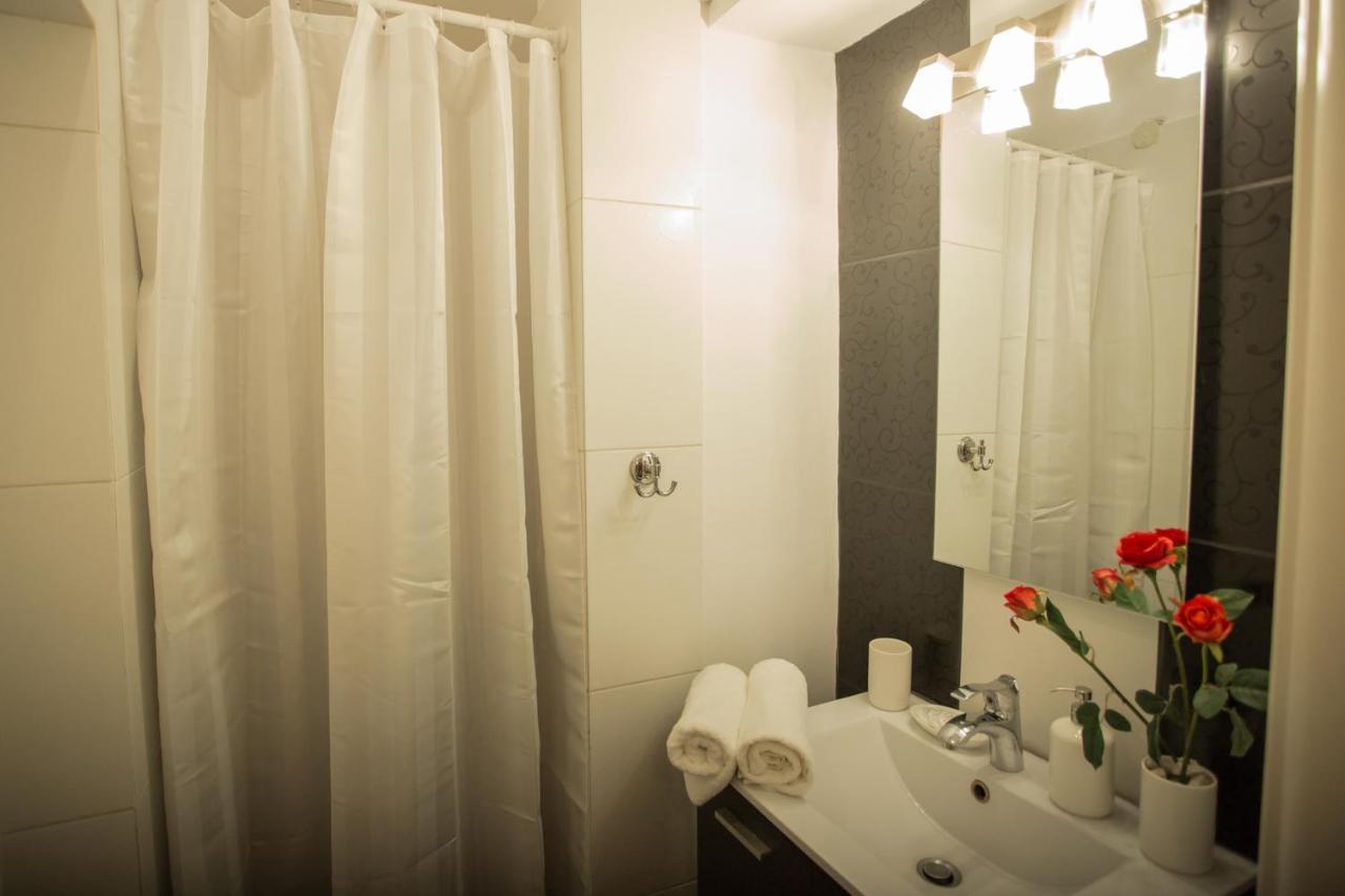 Apollonio Upper View Suites Corinth ภายนอก รูปภาพ