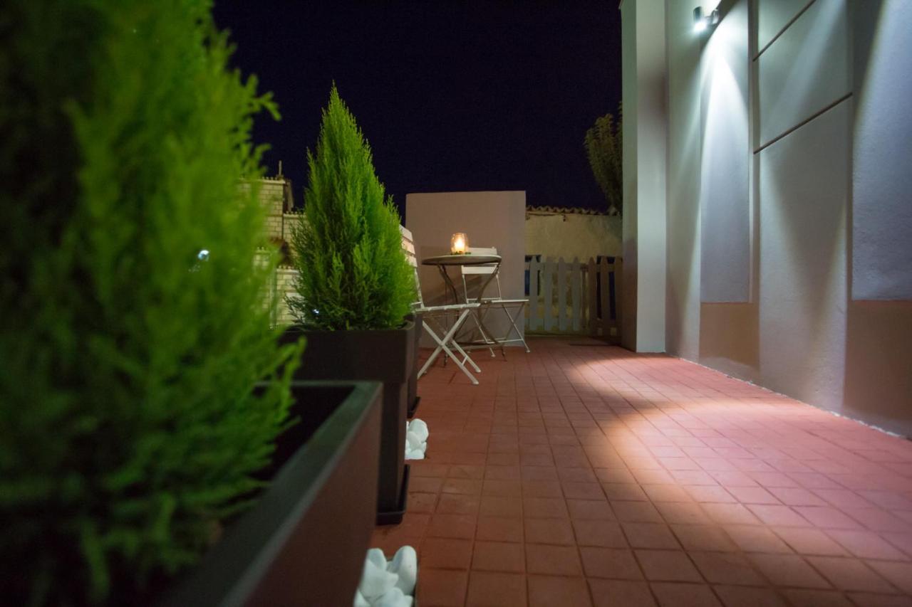 Apollonio Upper View Suites Corinth ภายนอก รูปภาพ
