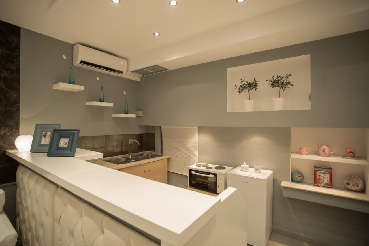 Apollonio Upper View Suites Corinth ภายนอก รูปภาพ