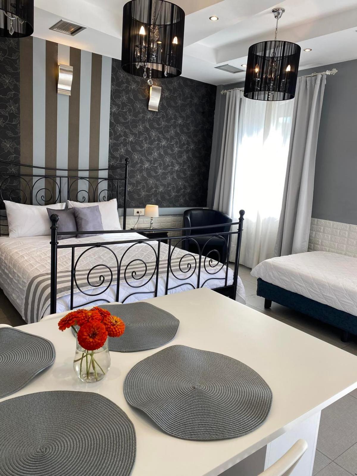 Apollonio Upper View Suites Corinth ภายนอก รูปภาพ